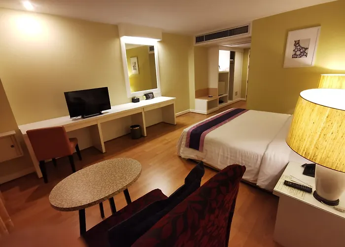 فندق Tongtara Riverview بانكوك