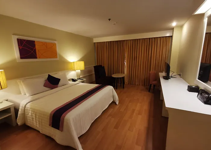 Tongtara Riverview Hotel Bangkok