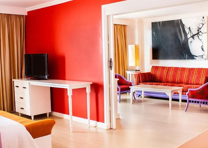 Tongtara Riverview 4*