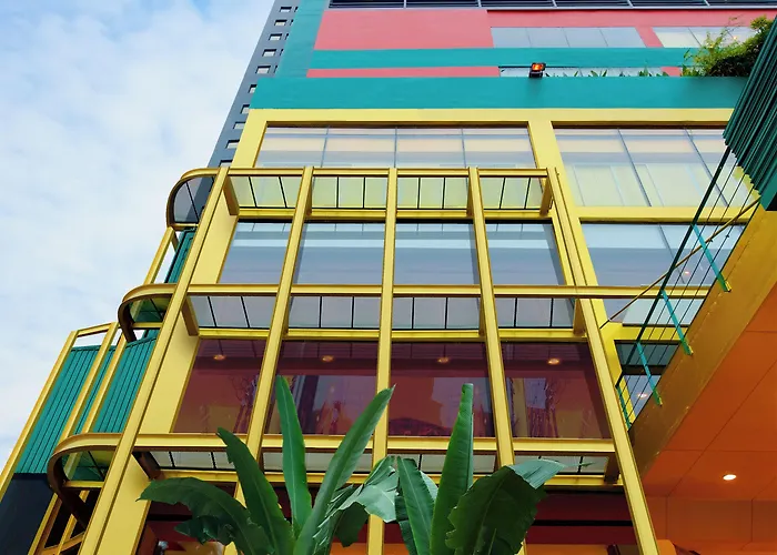 Tongtara Riverview Hotel 4*