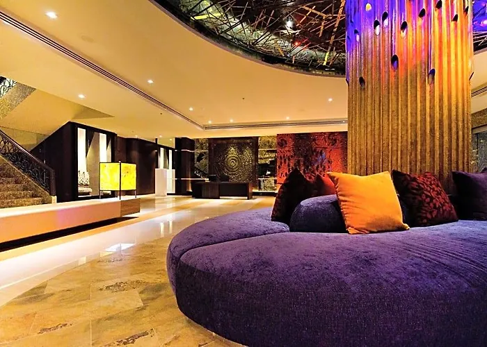 Tongtara Riverview Hotel 4*